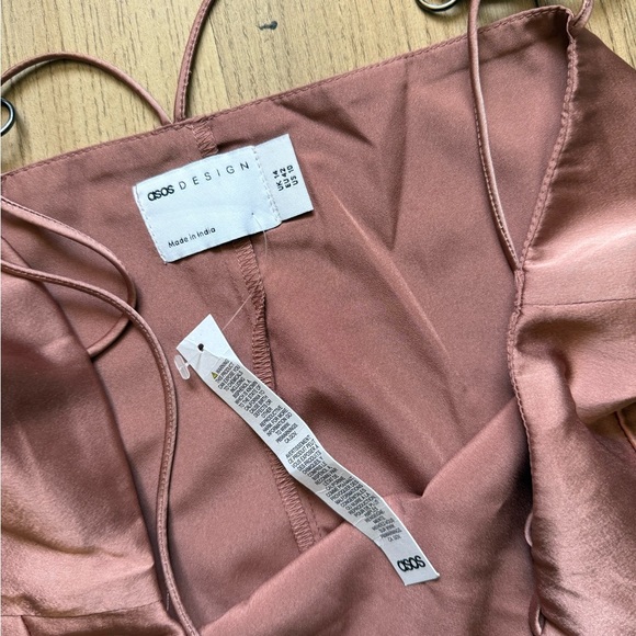 ASOS Elegant Pink Pleated Dress - Picture 5 of 6